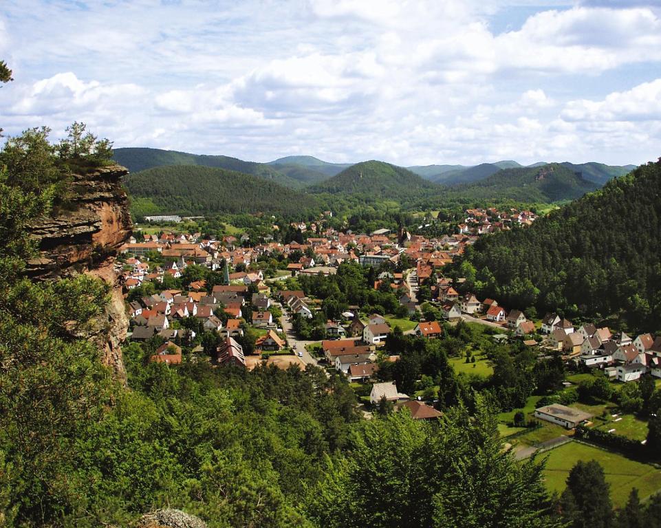 Zum Ochsen Hotel Hauenstein Bagian luar foto